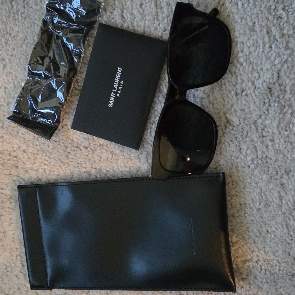 Saint Laurent Tortoise Shell Sunglasses SL M40/FN 004